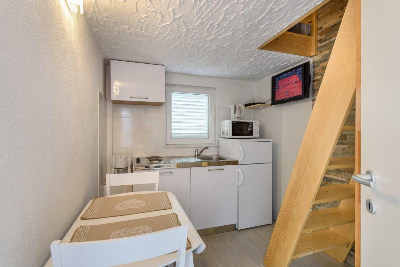 Studio Apartment Proto Primošten Exterior foto